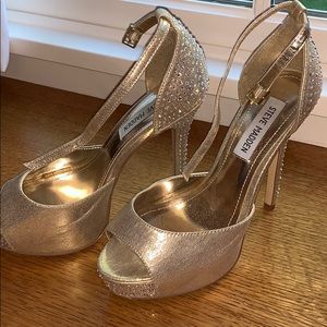 Steve Madden Gold Heels